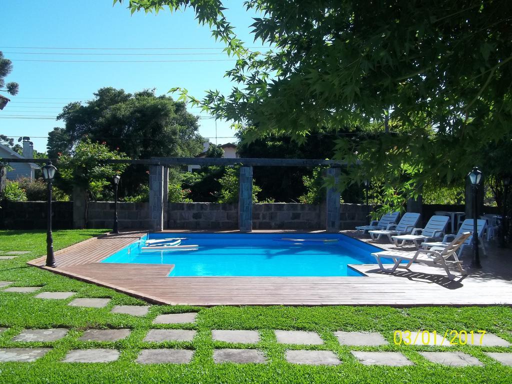 Pousada Casa Rosa Canela Exterior foto